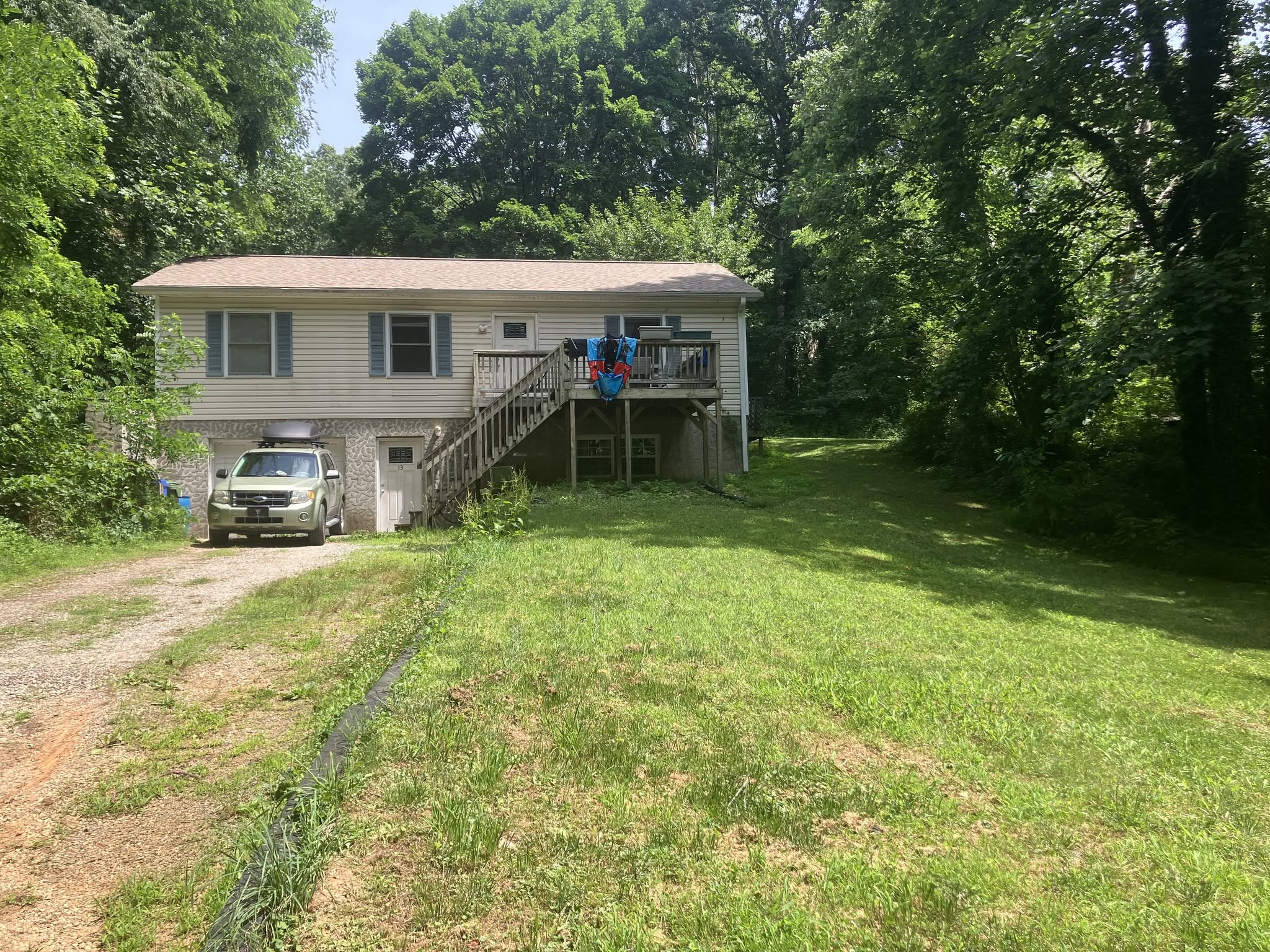 West Asheville - $725 + Utilities - 2 Bedrooms Available + Extra Space - Mid-Oct/Nov 1 - Washer/Dryer Included